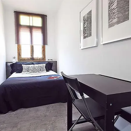 Apartment Bhm1 1036 Carrer De La Creu Coberta, 32, Principal