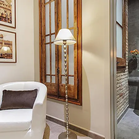 Apartment Bhm1 1036 Carrer De La Creu Coberta, 32, Principal *